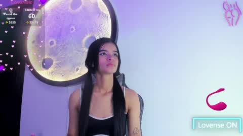 luna_bella_23 online show from 06/02/26, 05:53