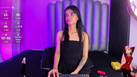 luna_bella_23 online show from 07/19/26, 03:27