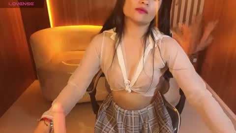 Snapshot of luna_benz_tx chatting on 06/11/26, 08:18 Follow me.. Live 1430 to 2100 online show from 06/11/26, 08:18