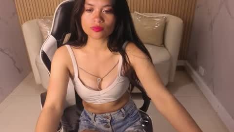 Follow me.. Live 1430 to 2100 online show from 07/08/26, 08:57