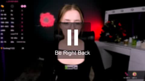 Snapshot of luna_berryy chatting on 02/20/25, 11:43 luna_berryy online show from 02/20/25, 11:43