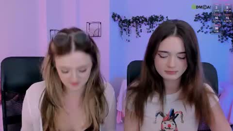 luna_berryy online show from 07/28/26, 07:39