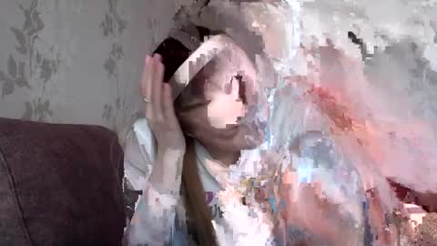 Snapshot of luna_bliiss chatting on 06/07/26, 10:30 Eva online show from 06/07/26, 10:30