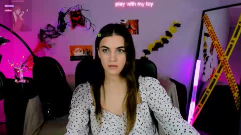 luna online show from 10/25/25, 06:21