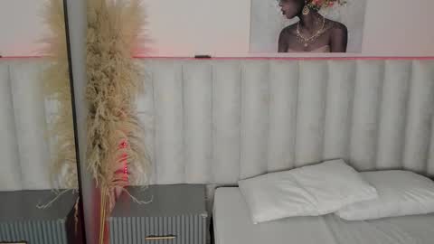 luna_clarx online show from 09/09/25, 03:17