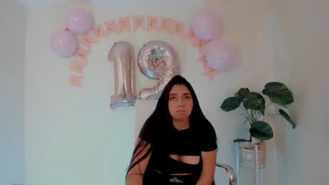 luna_cute14 online show from 02/21/26, 02:07