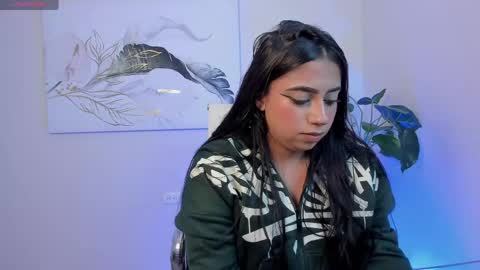 luna_cute14 online show from 05/02/26, 09:31