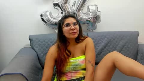 Snapshot of luna_dumont chatting on 01/26/25, 01:58 luna online show from 01/26/25, 01:58