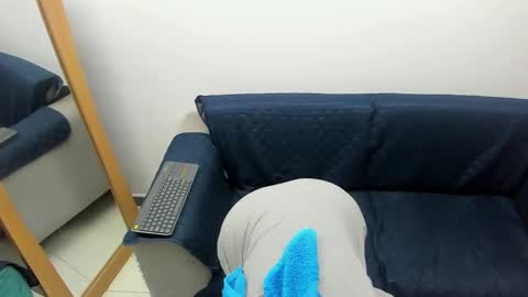 Snapshot of luna_dumont chatting on 02/03/25, 08:57 luna online show from 02/03/25, 08:57