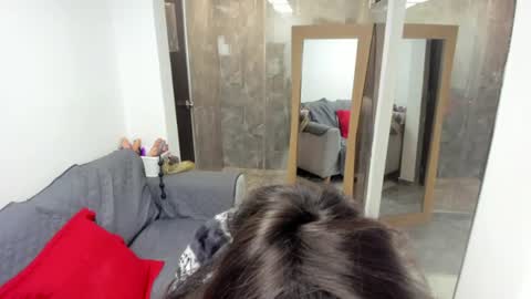 luna  online show from 07/25/26, 11:08