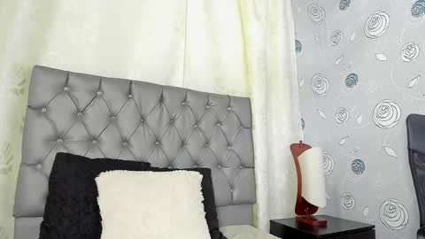 Luna Eva online show from 01/03/25, 02:30