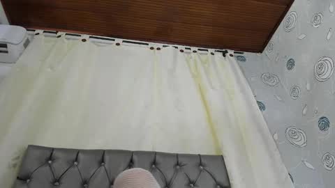 Luna Eva online show from 01/29/25, 06:07