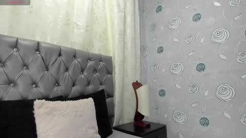 Snapshot of luna_evaa chatting on 02/13/26, 02:24 Luna Eva online show from 02/13/26, 02:24