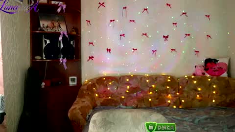 luna_evan online show from 08/06/26, 08:05