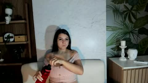 luna_ferrari online show from 06/07/26, 11:25