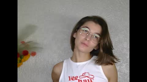 Luna online show from 09/09/25, 06:57
