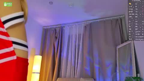Luna online show from 06/11/26, 06:44