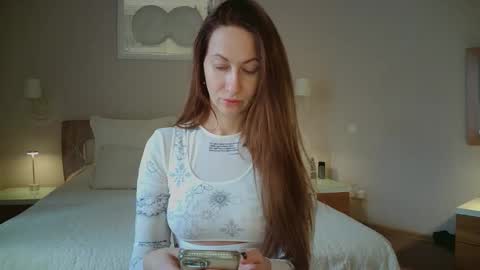 Snapshot of luna_hoti chatting on 02/16/26, 07:15 luna_hoti online show from 02/16/26, 07:15