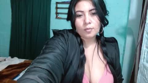 luna_india online show from 01/24/25, 03:54