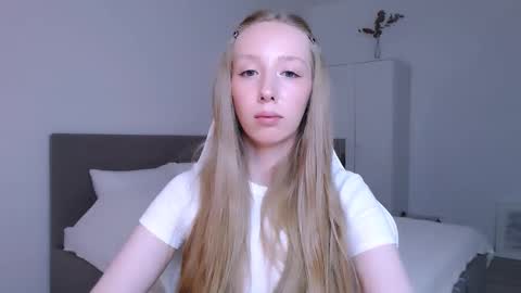 Luna online show from 11/14/25, 09:46