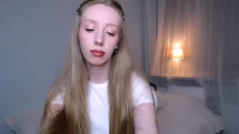 Luna online show from 06/27/26, 10:37