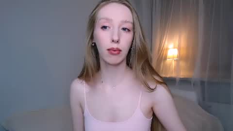 Luna online show from 07/19/26, 10:46