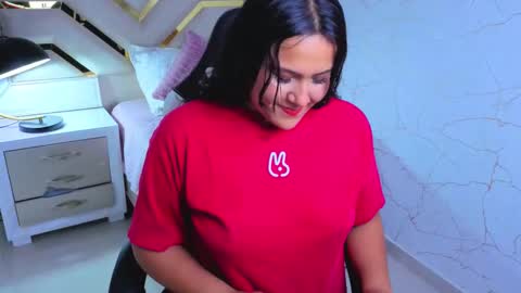 Snapshot of luna_jonez2 chatting on 11/26/25, 11:22 Luna Jonez online show from 11/26/25, 11:22