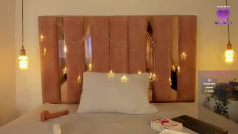 Snapshot of luna_kassiel chatting on 12/14/25, 11:26 luna_kassiel online show from 12/14/25, 11:26