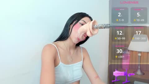 luna_kiss18 online show from 02/26/25, 03:30