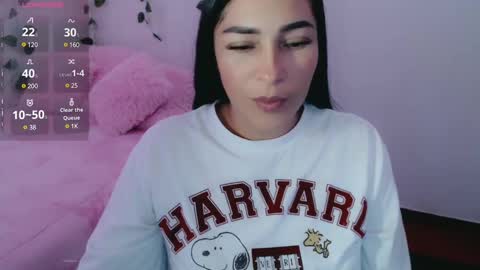 Snapshot of luna_lgomez chatting on 03/11/25, 11:12 luna online show from 03/11/25, 11:12