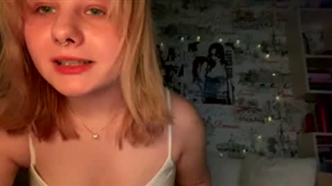 Snapshot of luna_linn chatting on 03/03/26, 07:09 Luna online show from 03/03/26, 07:09