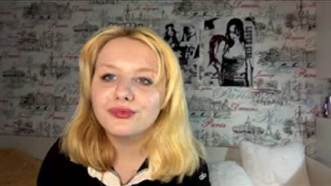 Snapshot of luna_linn chatting on 03/25/26, 06:47 Luna online show from 03/25/26, 06:47