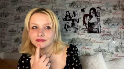 Snapshot of luna_linn chatting on 05/01/26, 06:56 Luna online show from 05/01/26, 06:56