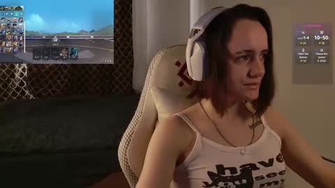 luna_loveeee online show from 10/08/25, 05:05