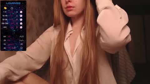 Luna online show from 09/30/25, 12:43