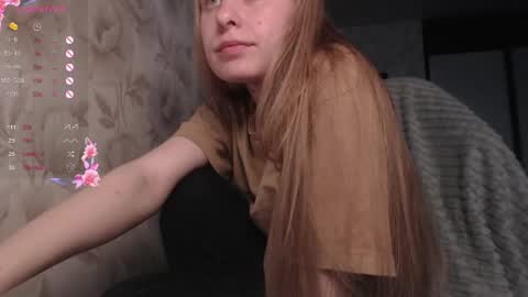 Luna online show from 05/04/26, 10:22