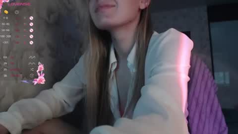 Luna online show from 07/04/26, 11:22