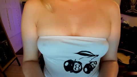 Luna online show from 06/07/26, 06:17