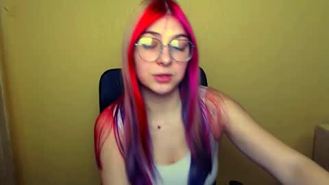 Luna online show from 02/21/25, 09:13