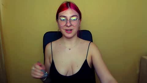 Luna online show from 02/27/25, 12:23
