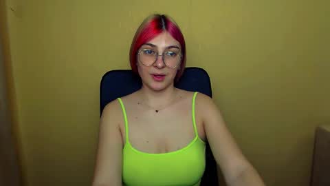 Luna online show from 03/11/25, 11:23