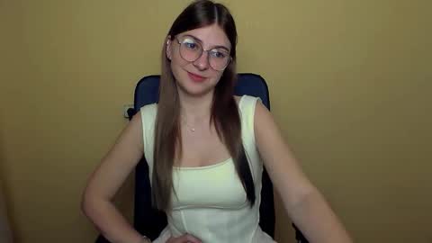 Luna online show from 12/02/25, 08:52