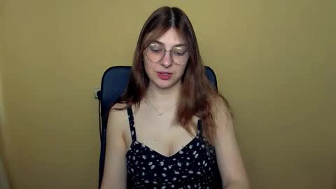 Luna online show from 03/27/26, 10:37