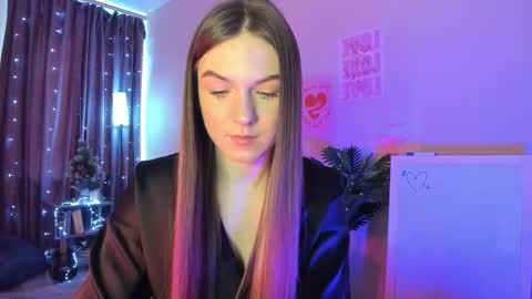 Snapshot of luna_lust_211 chatting on 03/16/26, 04:18 luna_lust_211 online show from 03/16/26, 04:18