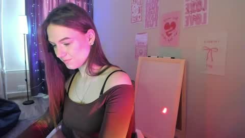 Snapshot of luna_lust_211 chatting on 03/30/26, 04:35 luna_lust_211 online show from 03/30/26, 04:35