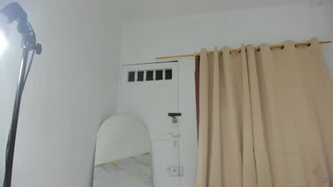Luna  online show from 05/27/26, 01:57