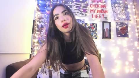 LUNA MCCOY online show from 12/16/24, 02:25