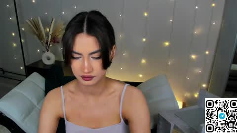 Snapshot of luna_mee chatting on 04/20/26, 12:24 Adele online show from 04/20/26, 12:24