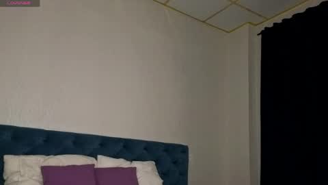 Snapshot of luna_mee chatting on 06/08/26, 01:09 Adele online show from 06/08/26, 01:09