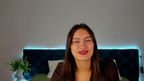 Snapshot of luna_mee chatting on 06/09/26, 01:06 Adele online show from 06/09/26, 01:06